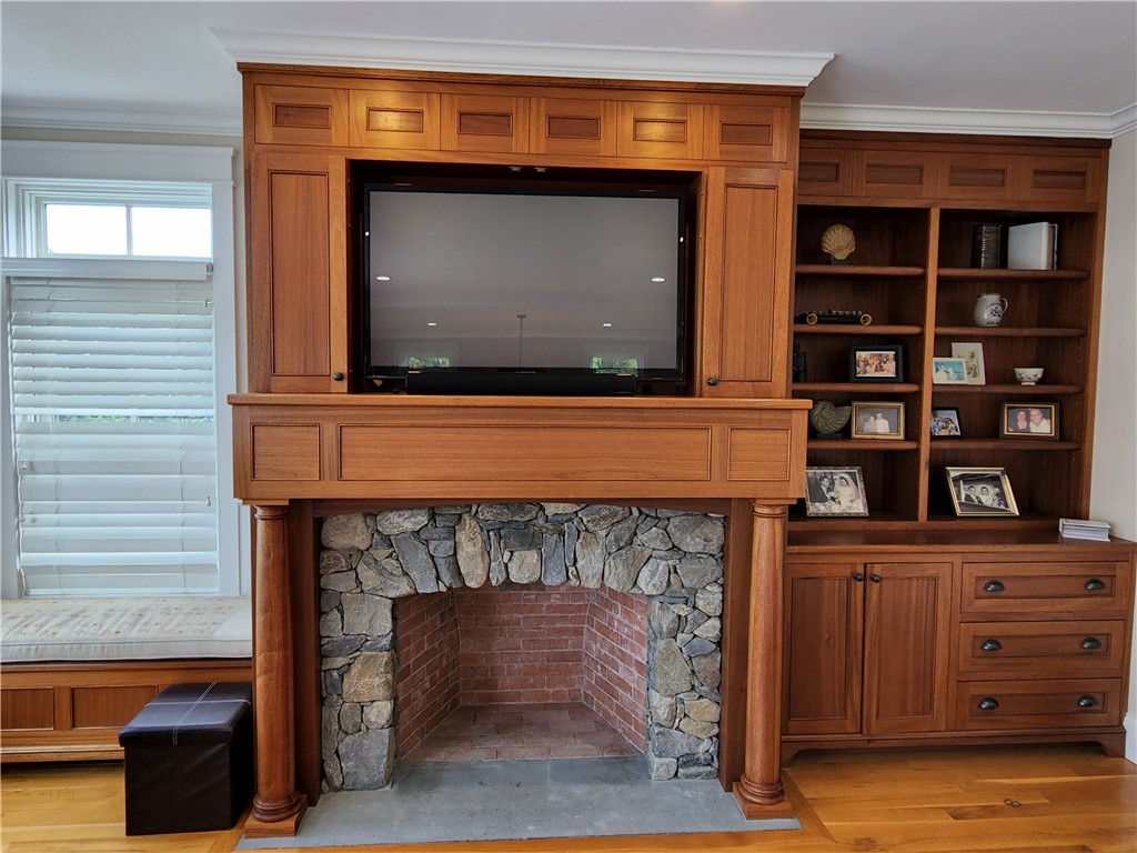 32 Coulter Drive Jamestown, RI 02835 - Photo 25 of 41