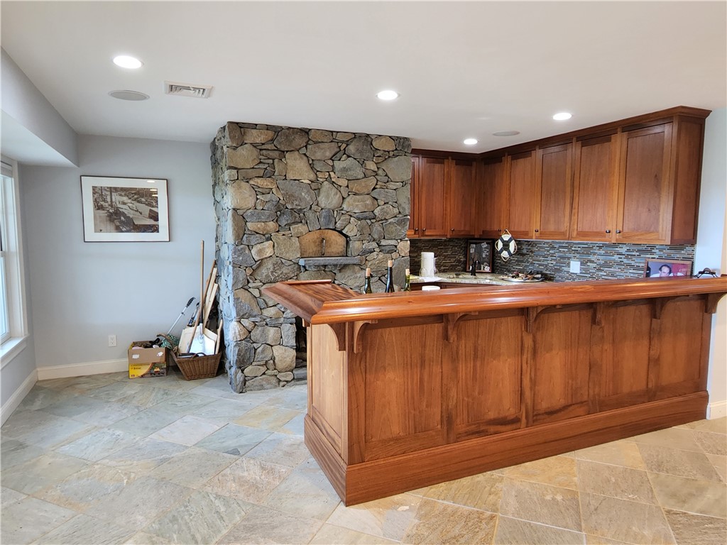 32 Coulter Drive Jamestown, RI 02835 - Photo 28 of 41