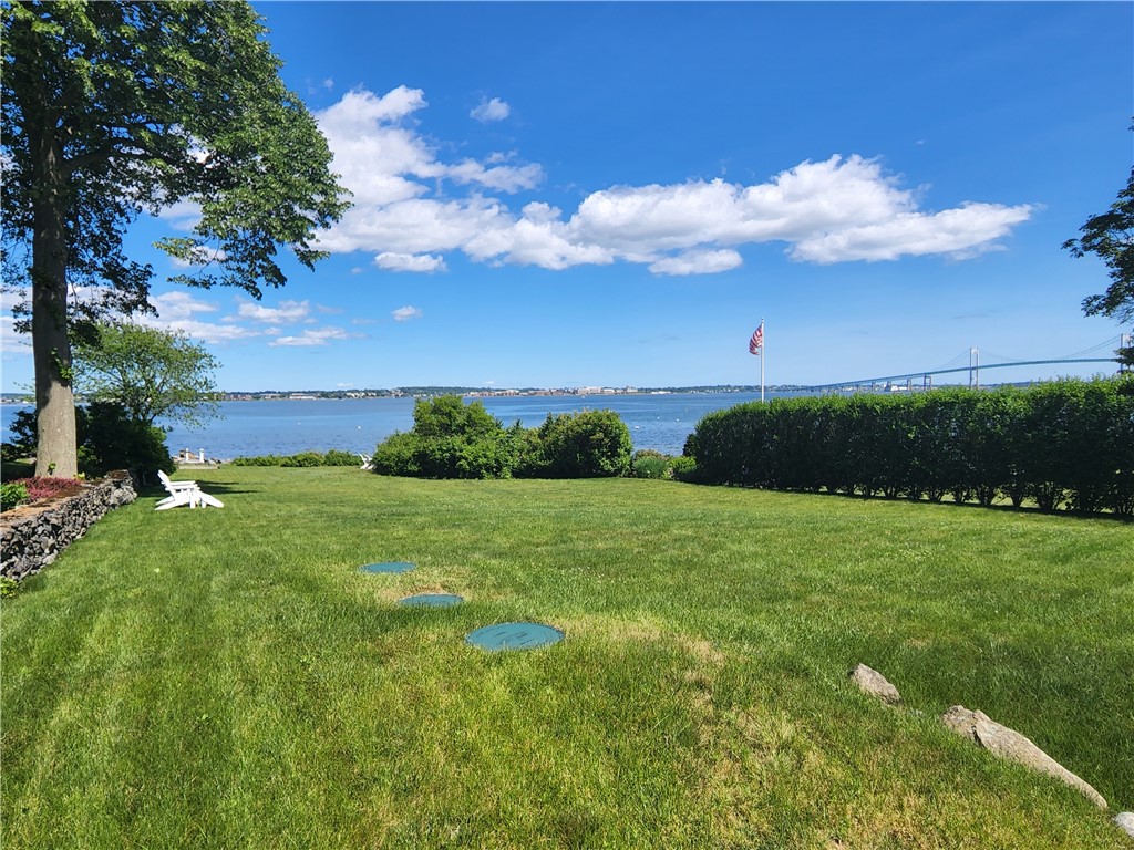 32 Coulter Drive Jamestown, RI 02835 - Photo 3 of 41