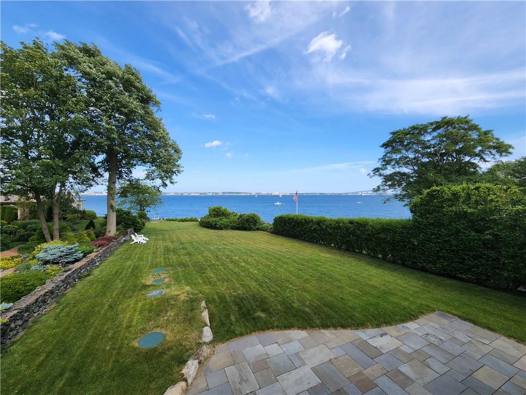 32 Coulter Drive Jamestown, RI 02835 - Photo 31 of 41