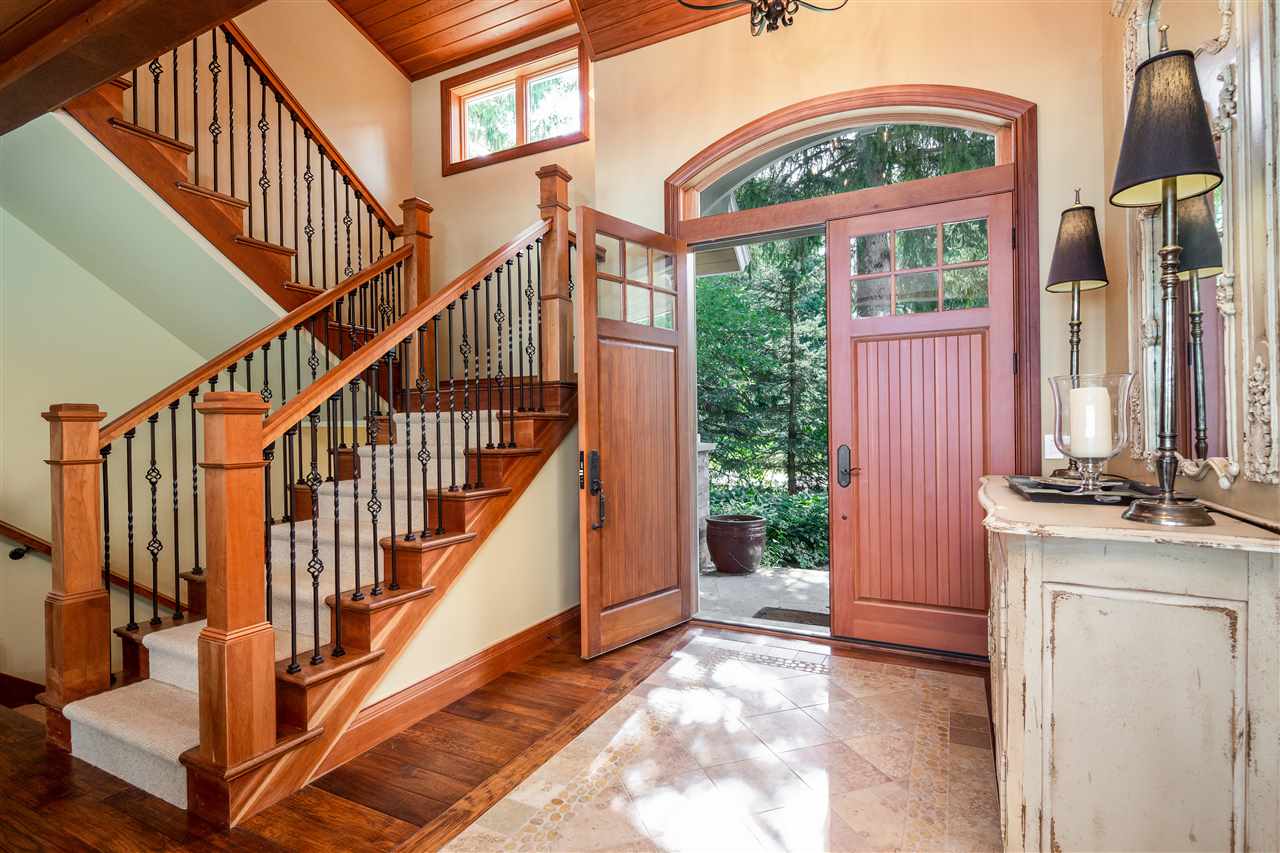 648 South Stony Point Road Suttons Bay, MI 49682 - Photo 14 of 61 1879427-13.JPG