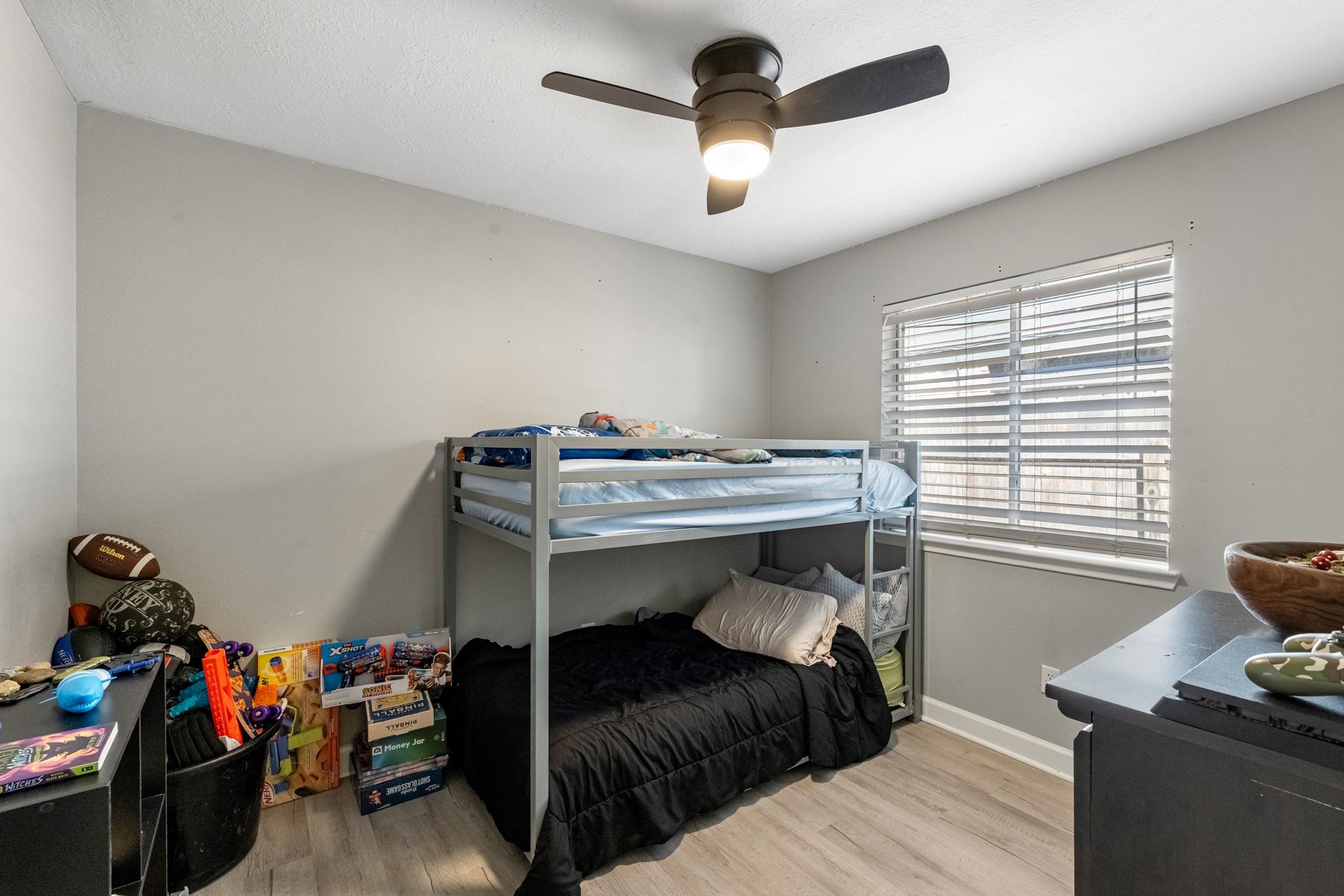 313 Trail Ride Road Angleton, TX 77515 - Photo 2 of 16