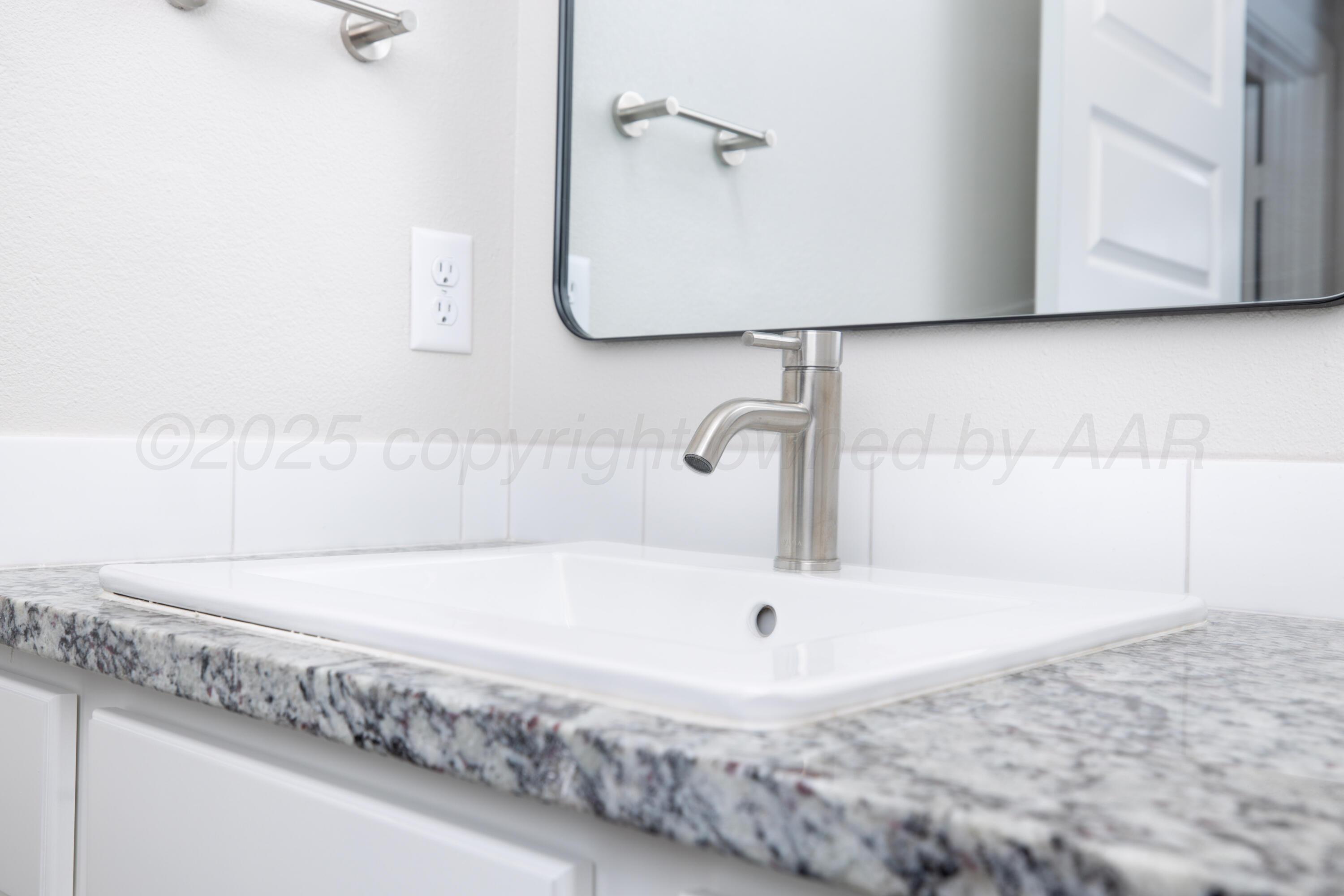 7607 Castleman Road Amarillo, TX 79119 - Photo 8 of 10 7607 Castleman Interiors-5