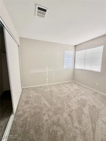 $2,195 | 7528 Holloran Court, Las Vegas, NV 89128