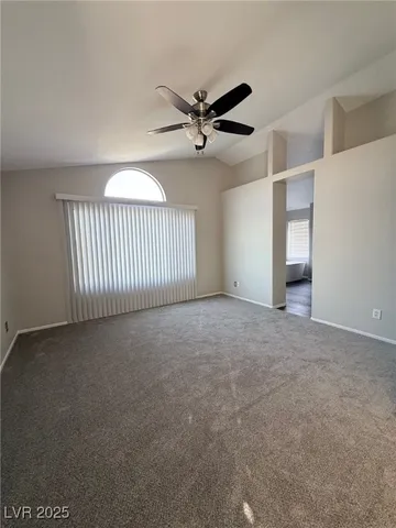 $2,195 | 7528 Holloran Court, Las Vegas, NV 89128