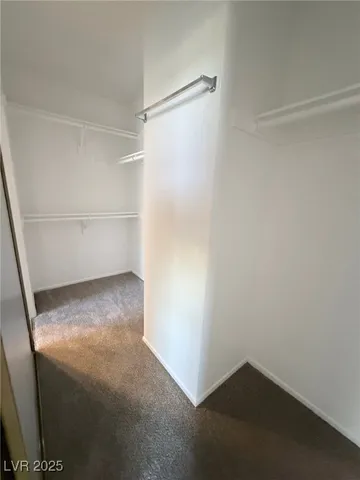 $2,195 | 7528 Holloran Court, Las Vegas, NV 89128