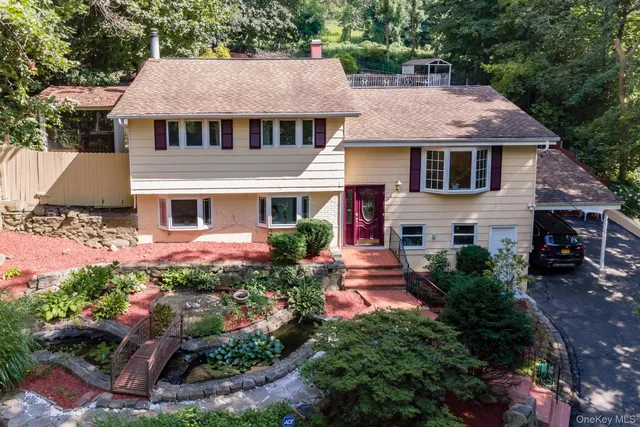 $829,888 | 239 Canterbury Road, White Plains, NY 10607