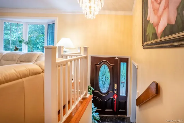 $829,888 | 239 Canterbury Road, White Plains, NY 10607