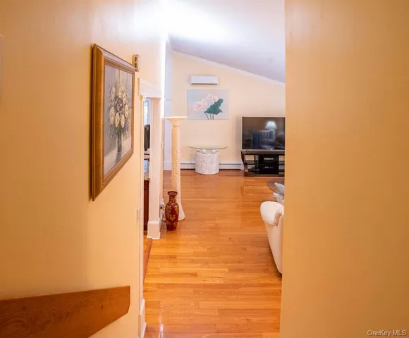 $829,888 | 239 Canterbury Road, White Plains, NY 10607