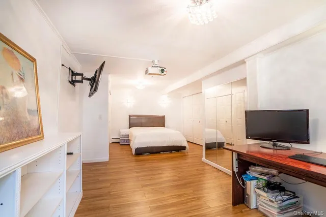 $829,888 | 239 Canterbury Road, White Plains, NY 10607