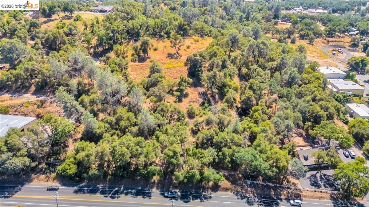 14275 Tuolumne Road Sonora, CA 95370 - Photo 14 of 22