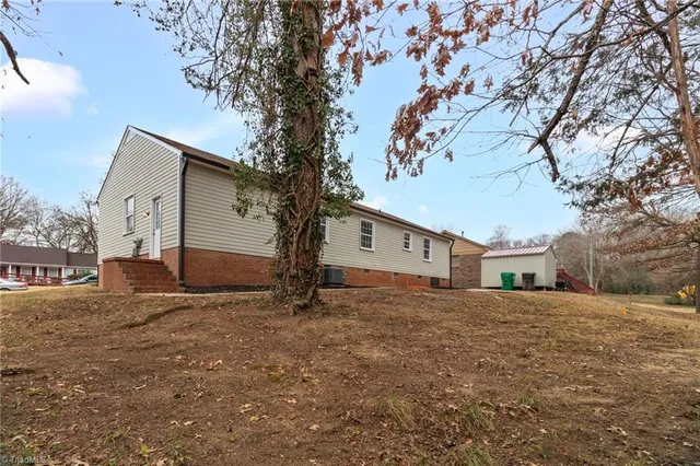 $275,000 | 1705 Bolingbroke Road, High Point, NC 27265