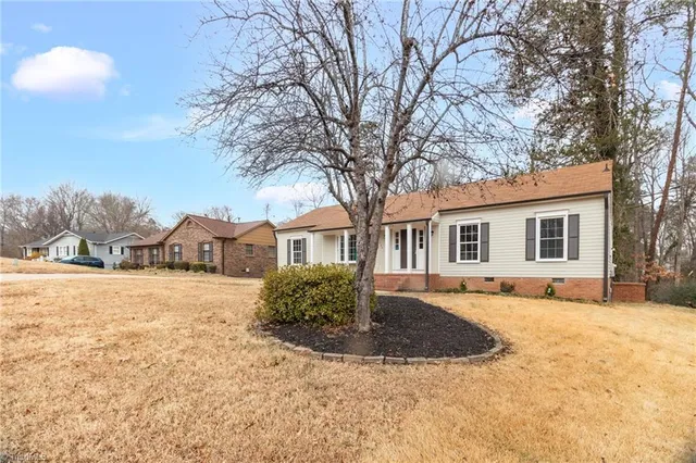$275,000 | 1705 Bolingbroke Road, High Point, NC 27265