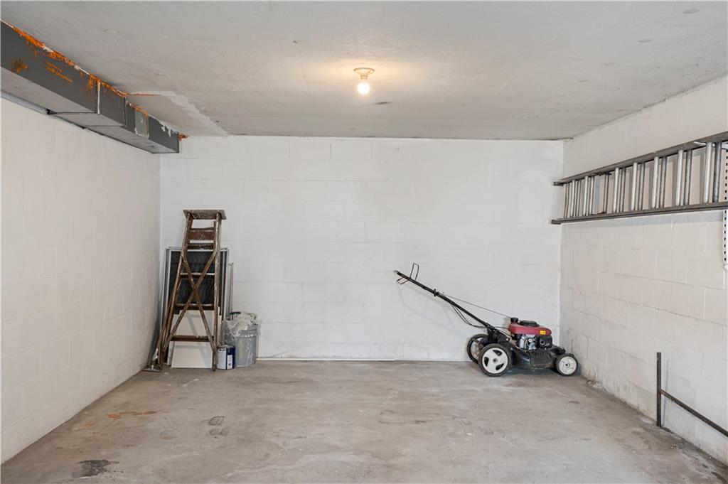 2466 Haymaker Road Monroeville, PA 15146 - Photo 19 of 26 Gallery Image 19