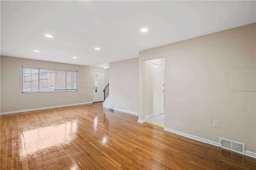 2466 Haymaker Road Monroeville, PA 15146 - Photo 4 of 26 Gallery Image 4