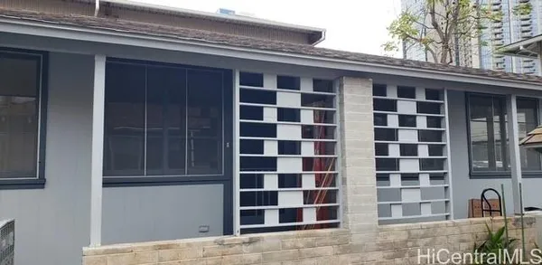 a view of a large building