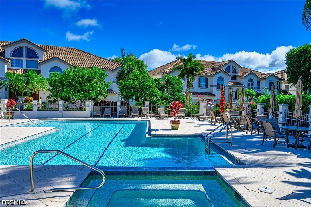 133 Colonade Circle Naples, FL 34103 - Photo 27 of 34