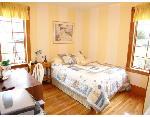 66 Ralph Street Watertown, MA 02472 - Photo 8 of 15 Gallery Image 8