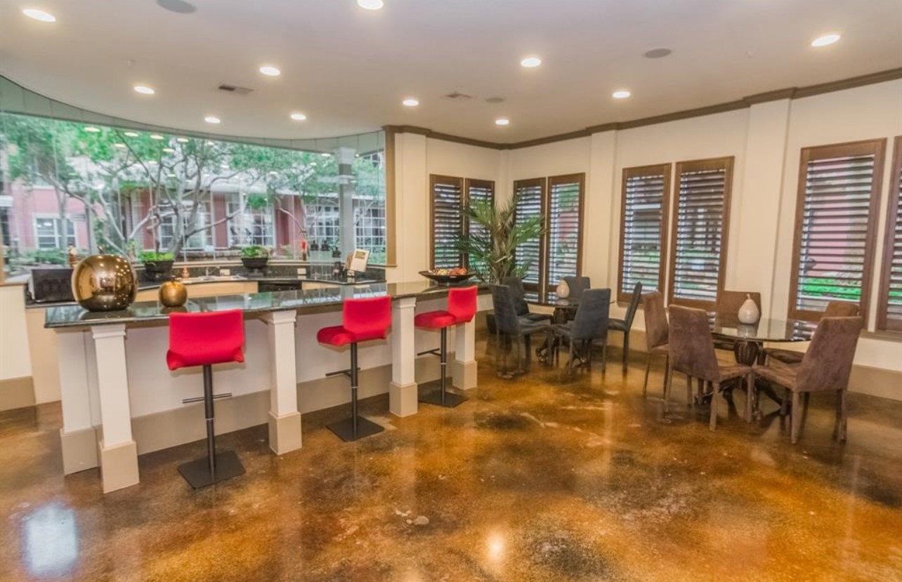 2400 McCue Road, Unit 262 Houston, TX 77056 - Photo 42 of 50 a view of a living room and dining room