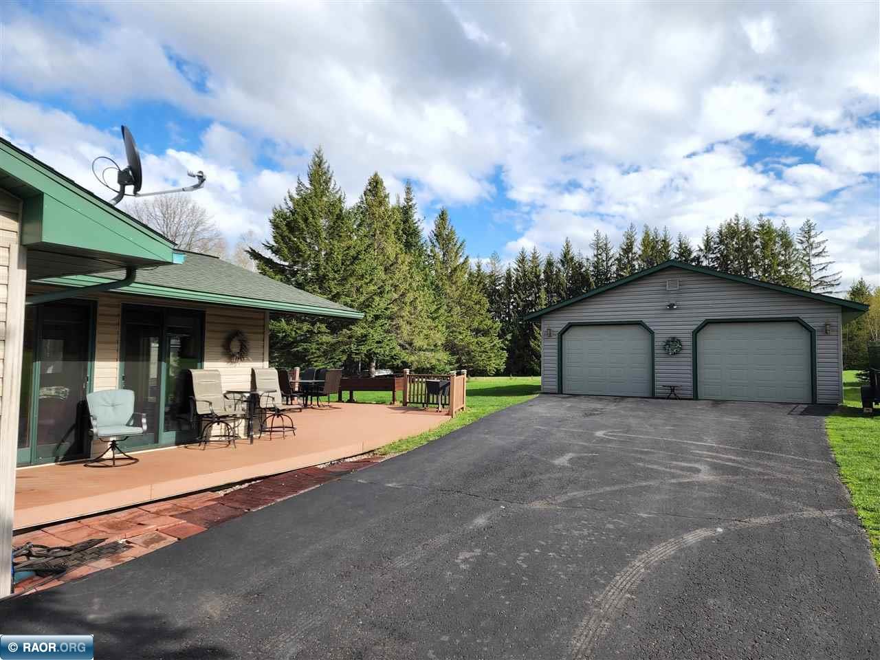11930 Lindquist Road Hibbing, MN 55746 - Photo 4 of 33