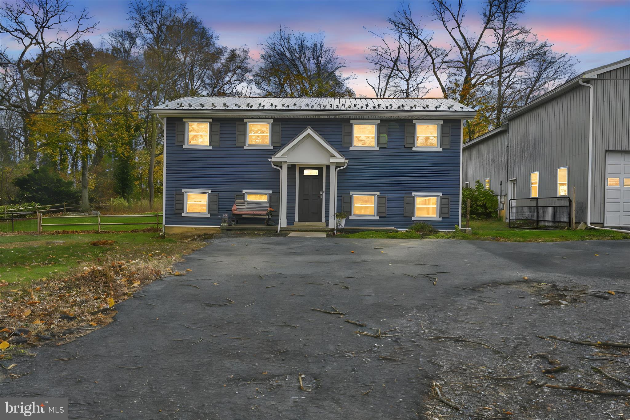 4010 West Oak Street Lebanon, PA 17042 - Photo 27 of 64 Twilight