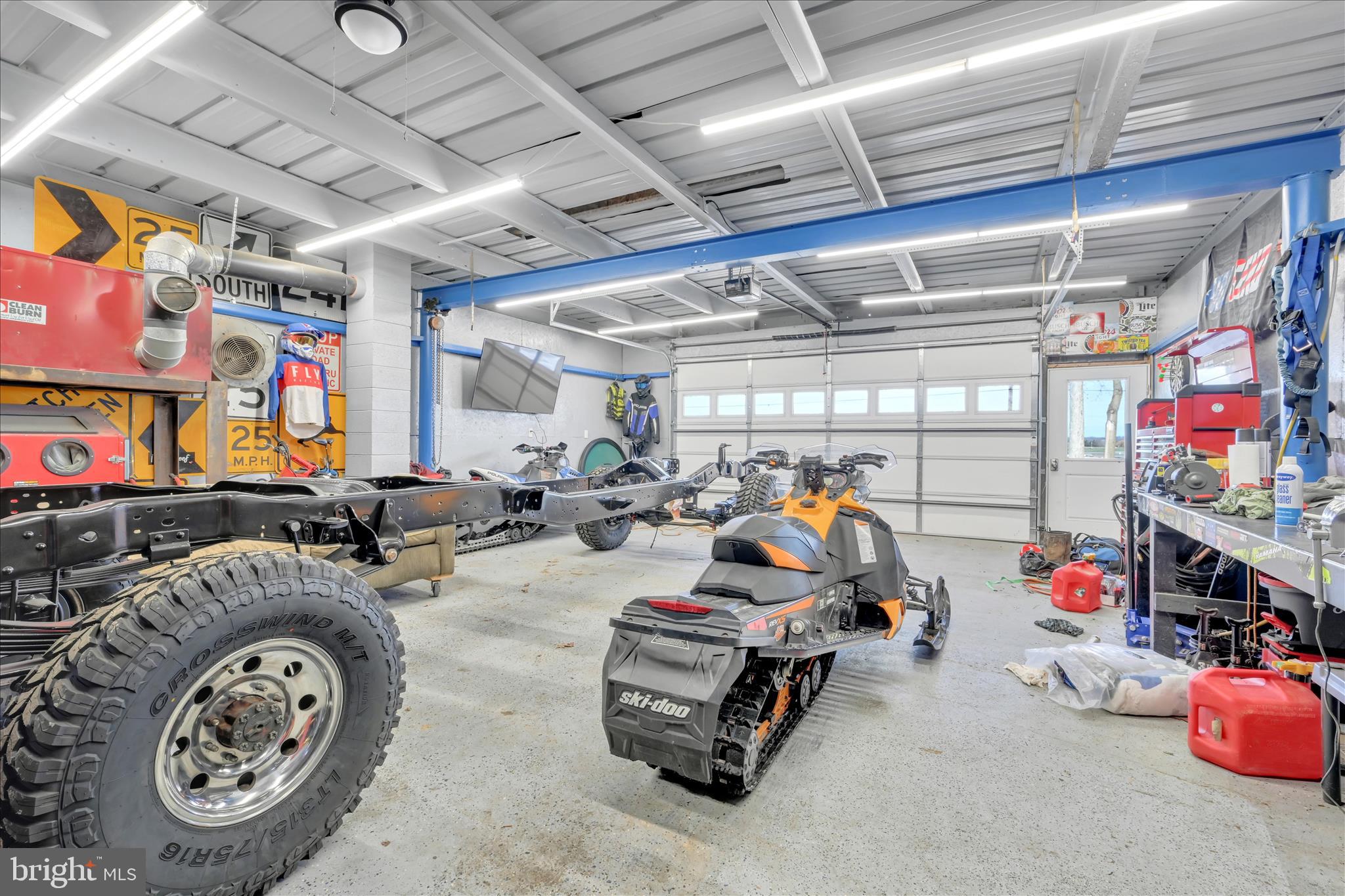 4010 West Oak Street Lebanon, PA 17042 - Photo 57 of 64 Reshoot - Garage