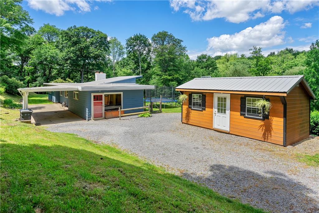 3315 Jackson Road Gibsonia, PA 15044 - Photo 3 of 50 Gallery Image 3