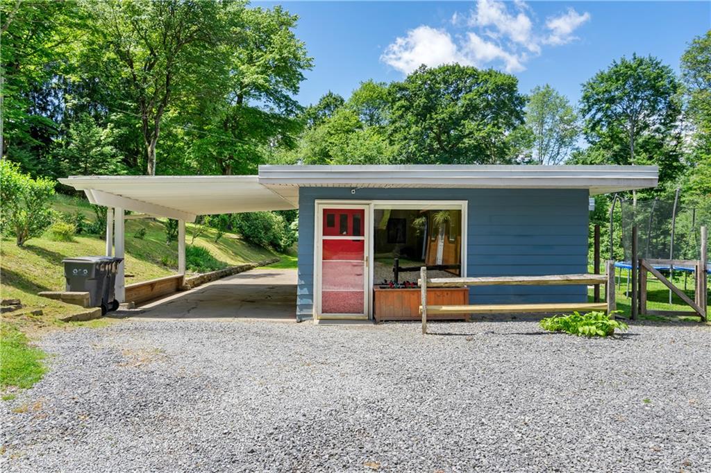 3315 Jackson Road Gibsonia, PA 15044 - Photo 4 of 50 Gallery Image 4