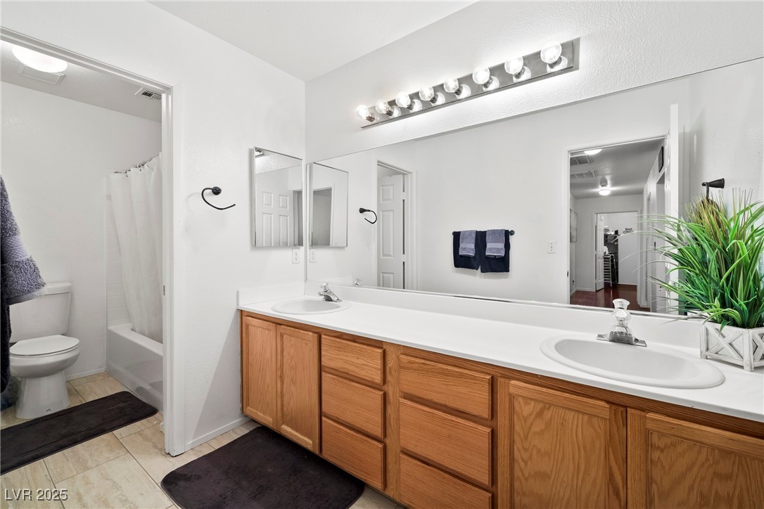 6136 Benchmark Way North Las Vegas, NV 89031 - Photo 14 of 36