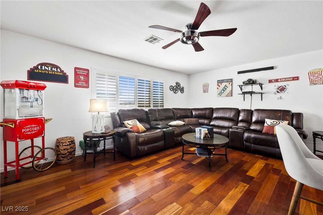 6136 Benchmark Way North Las Vegas, NV 89031 - Photo 17 of 36