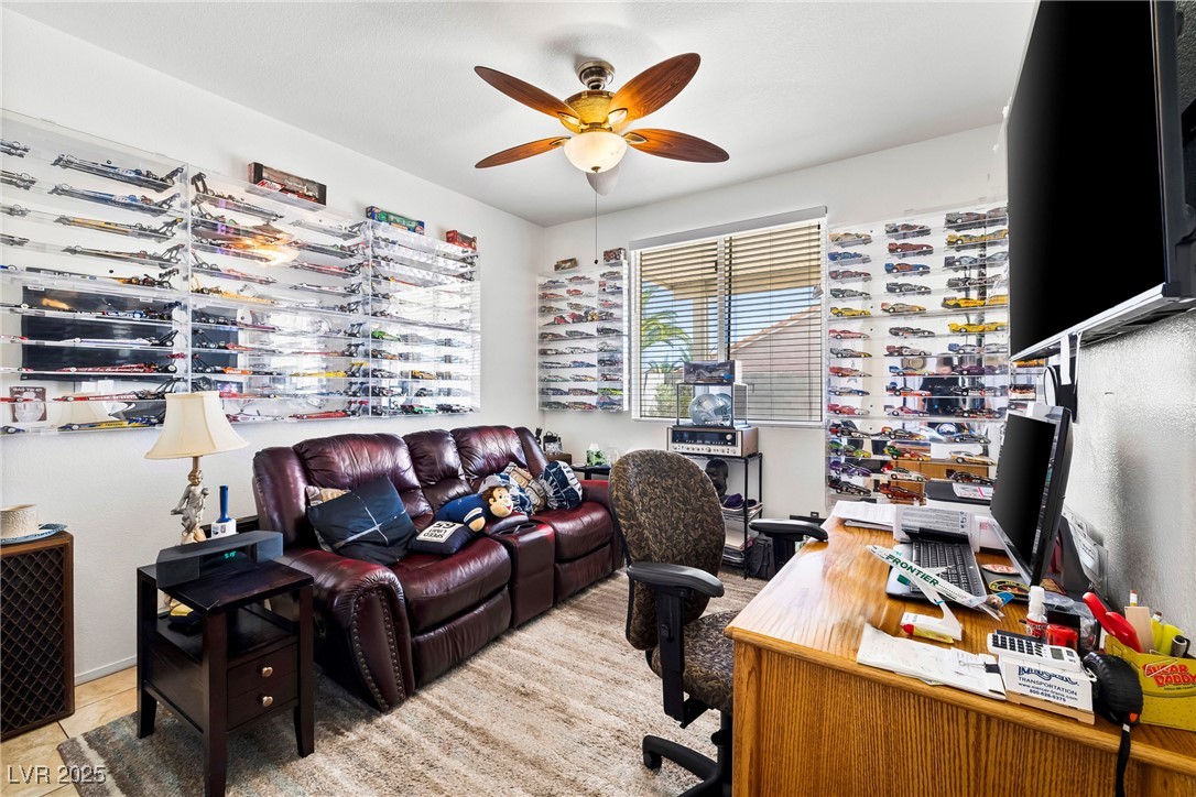 6136 Benchmark Way North Las Vegas, NV 89031 - Photo 28 of 36