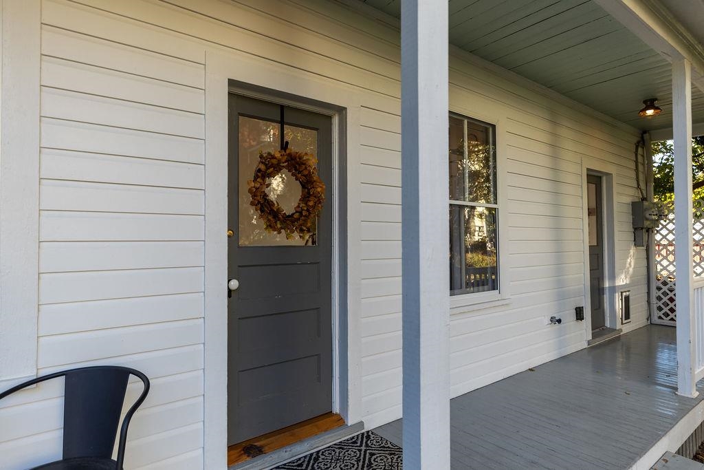 115 South Jefferson Street Staunton, VA 24401 - Photo 7 of 29 a view of a door and a chair