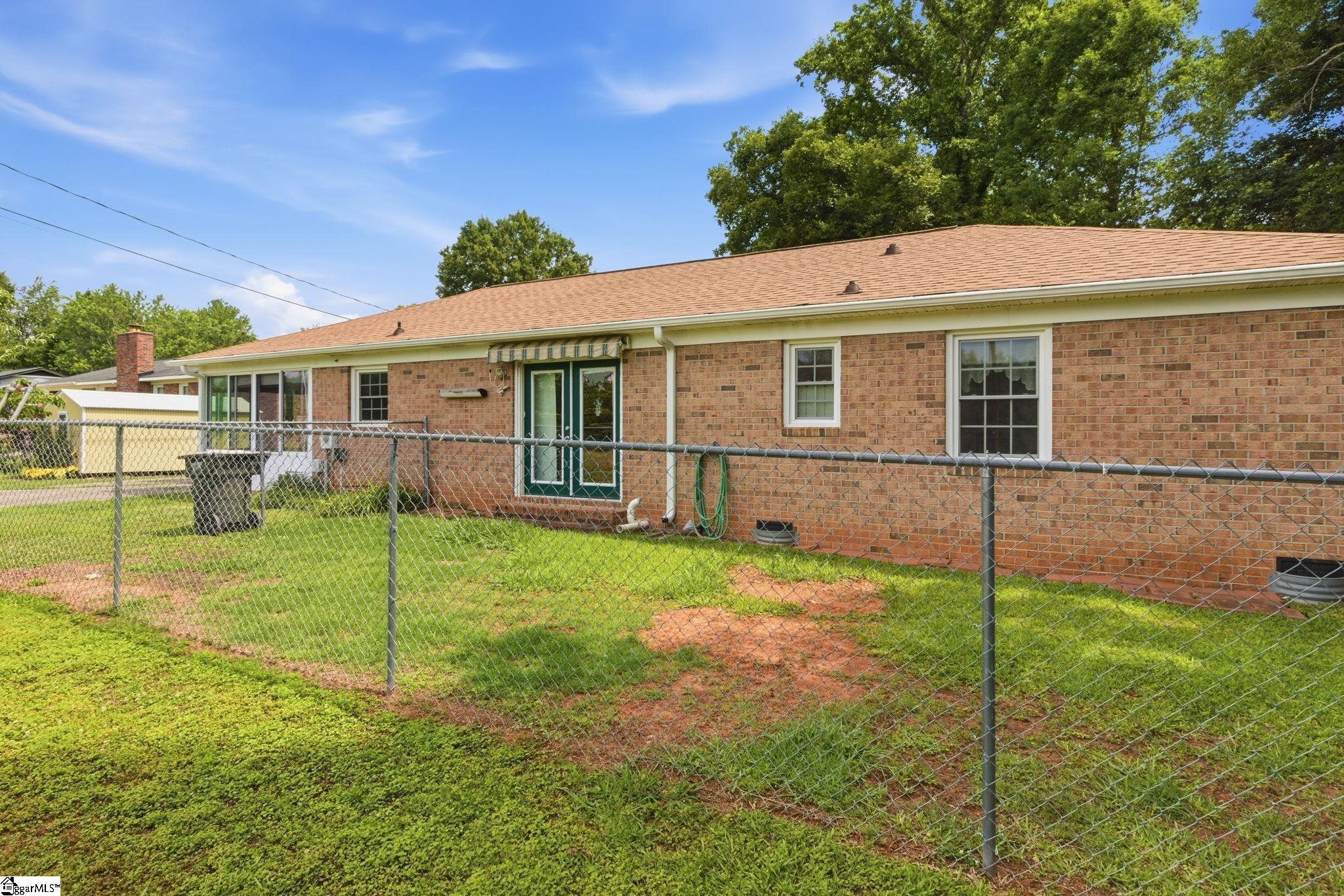 136 Country Club Road Gaffney, SC 29340 - Photo 21 of 27