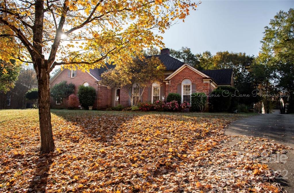 2423 Hamilton Mill Road Charlotte, NC 28270 - Photo 1 of 48 Gallery Image 1