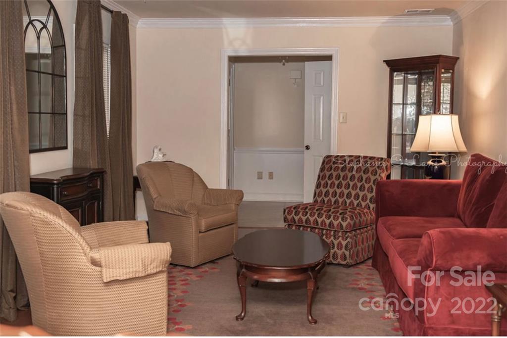 2423 Hamilton Mill Road Charlotte, NC 28270 - Photo 13 of 48 Gallery Image 13