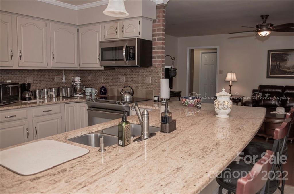 2423 Hamilton Mill Road Charlotte, NC 28270 - Photo 18 of 48 Gallery Image 18