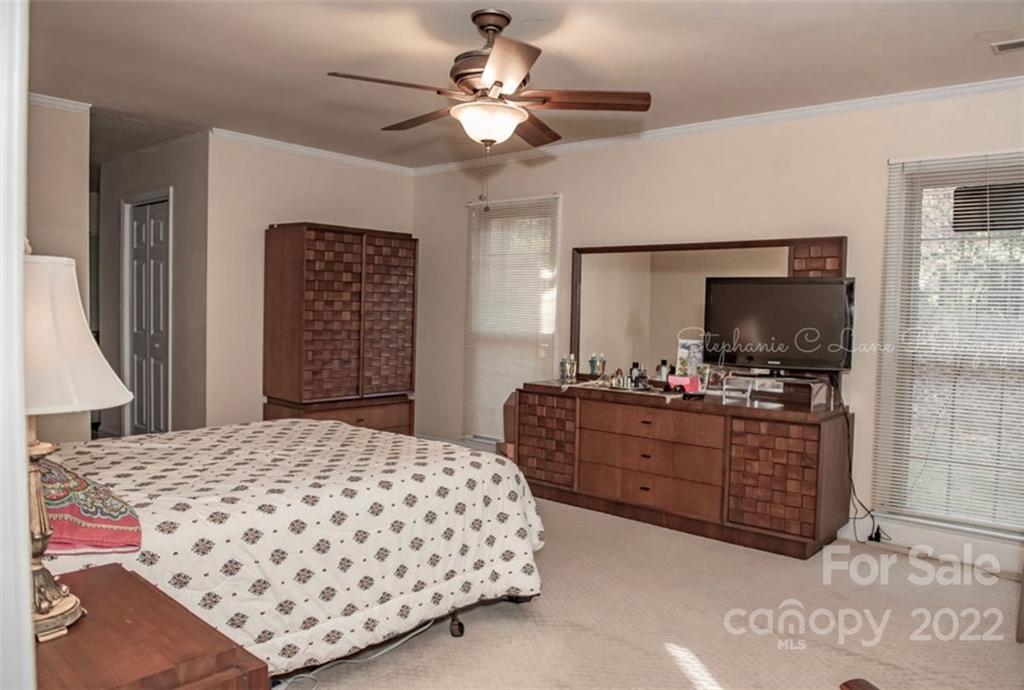 2423 Hamilton Mill Road Charlotte, NC 28270 - Photo 34 of 48 Gallery Image 34