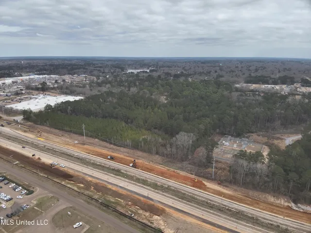 $1,286,000 | 0 Pike Point Place, McComb, MS 39648