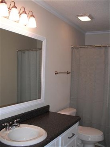 111 Crystal Lane Anderson, SC 29621 - Photo 8 of 12 Gallery Image 8