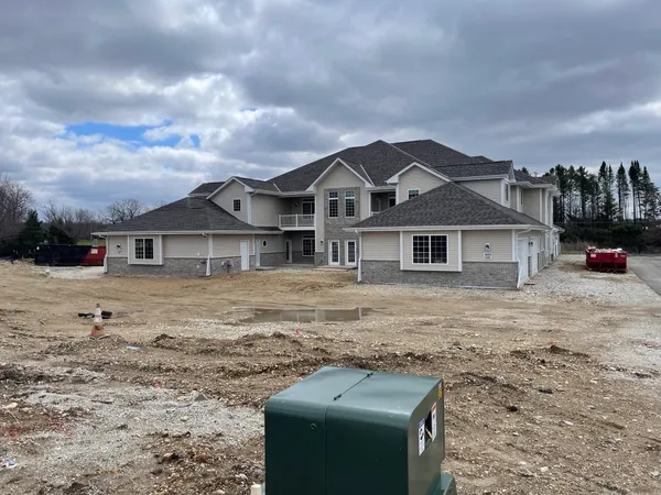$392,766 | 1633 Grey Fox Trail, Unit H, Mukwonago, WI 53149