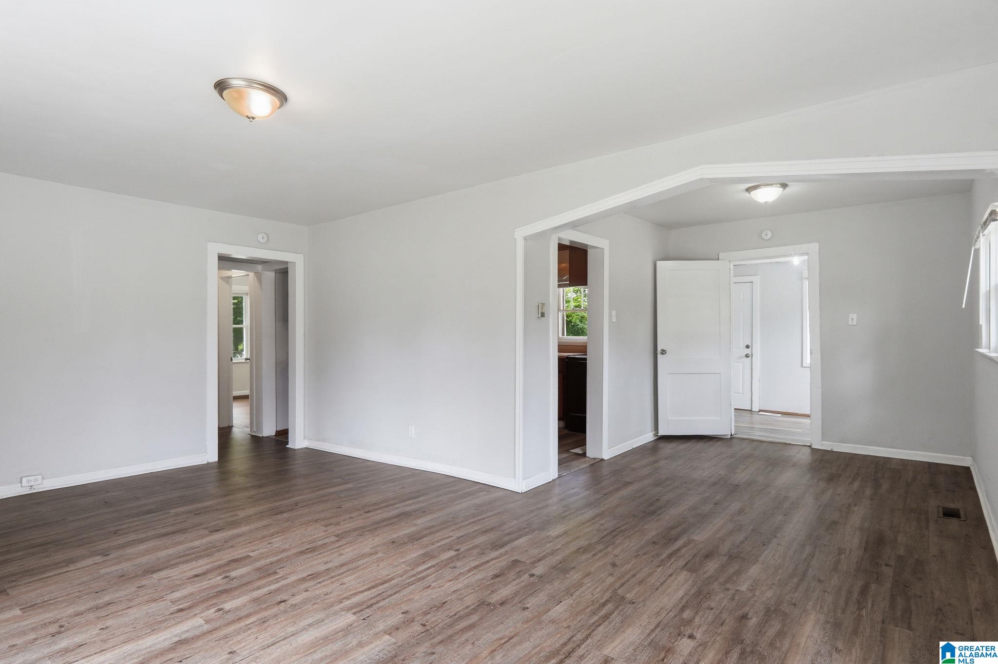 1900 14th Way Southwest Birmingham, AL 35211 - Photo 14 of 30