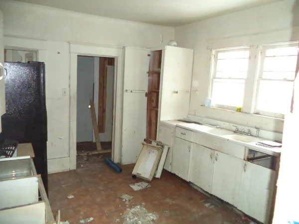 $39,900 | 841 East 8th Street, Flint, MI 48503