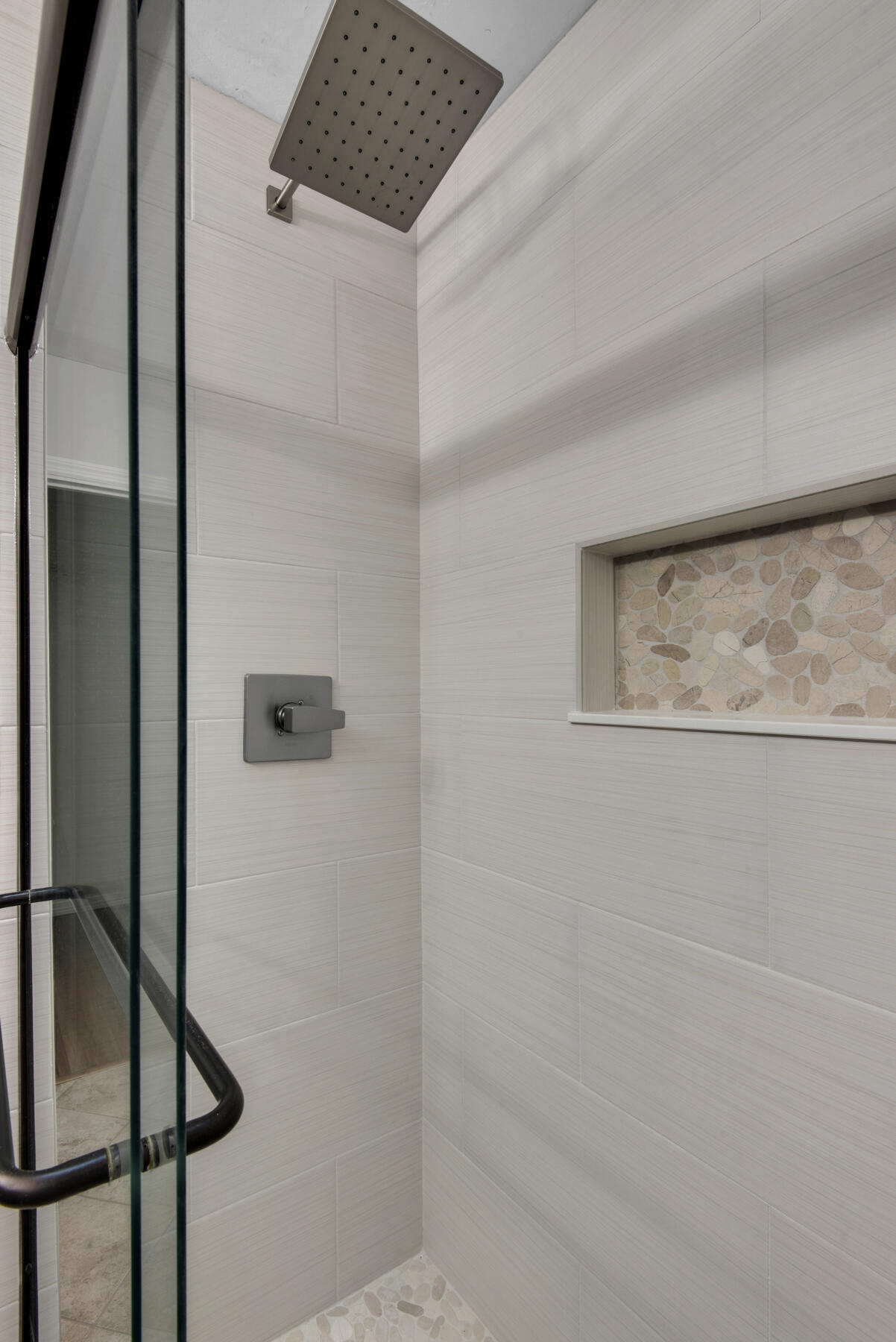 4022 13th Street Niceville, FL 32578 - Photo 22 of 37 a bathroom with a shower