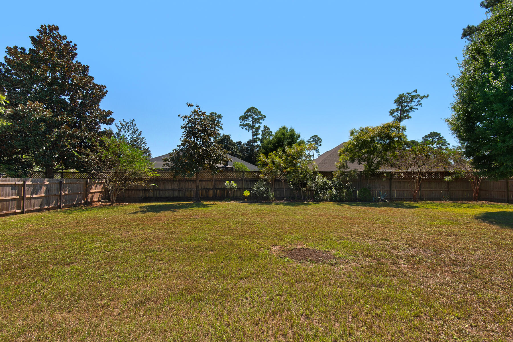 4022 13th Street Niceville, FL 32578 - Photo 35 of 37 a view of ocean and trees