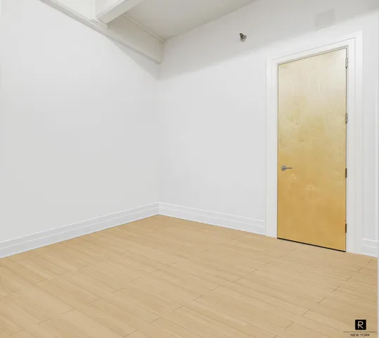 $1,850,000 | 70 Washington Street, Unit 8N | DUMBO