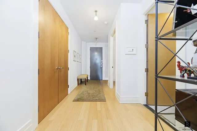 $1,850,000 | 70 Washington Street, Unit 8N | DUMBO