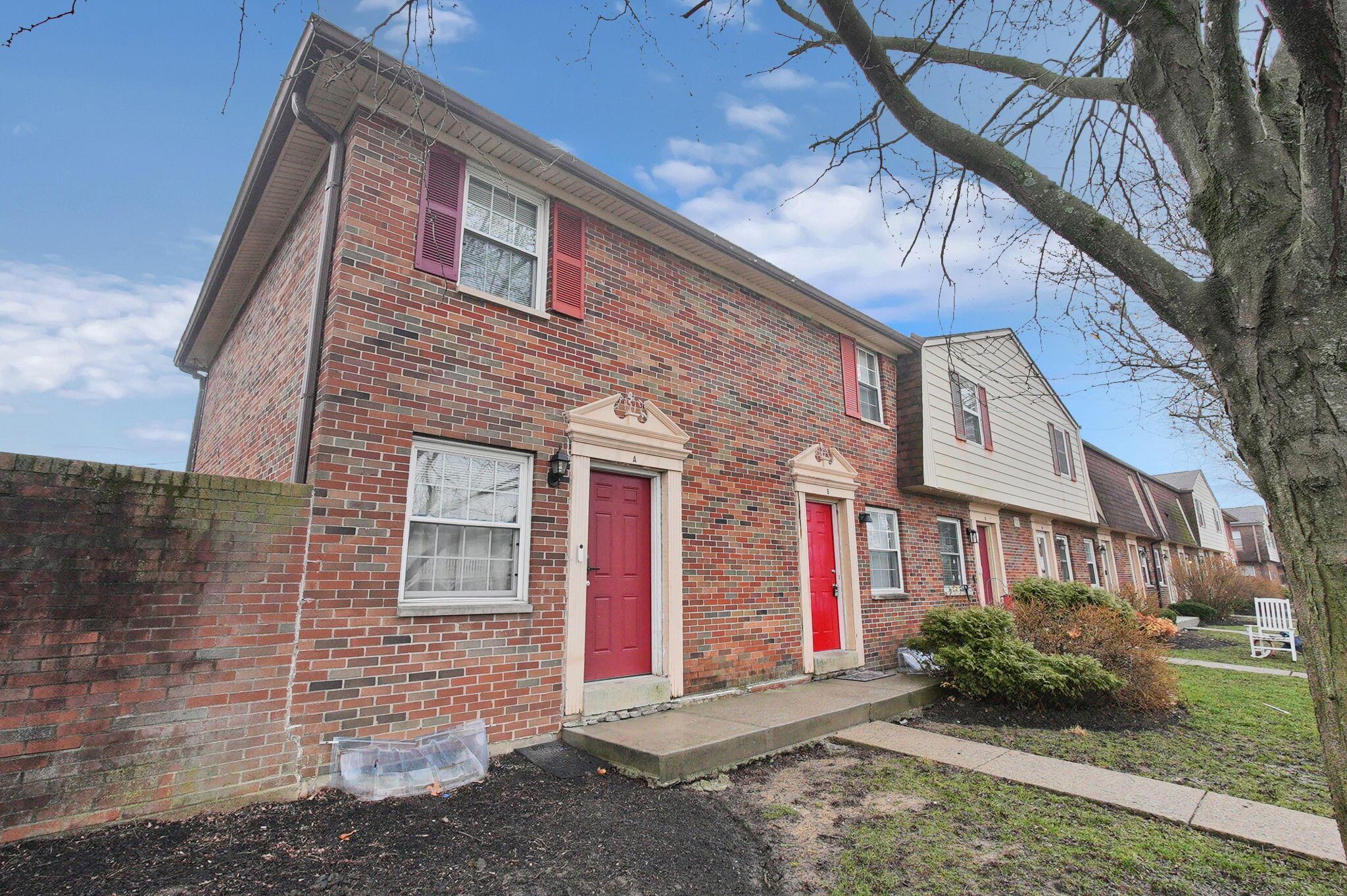 5720 Beechcroft Road, Unit B Columbus, OH 43229 - Photo 3 of 27