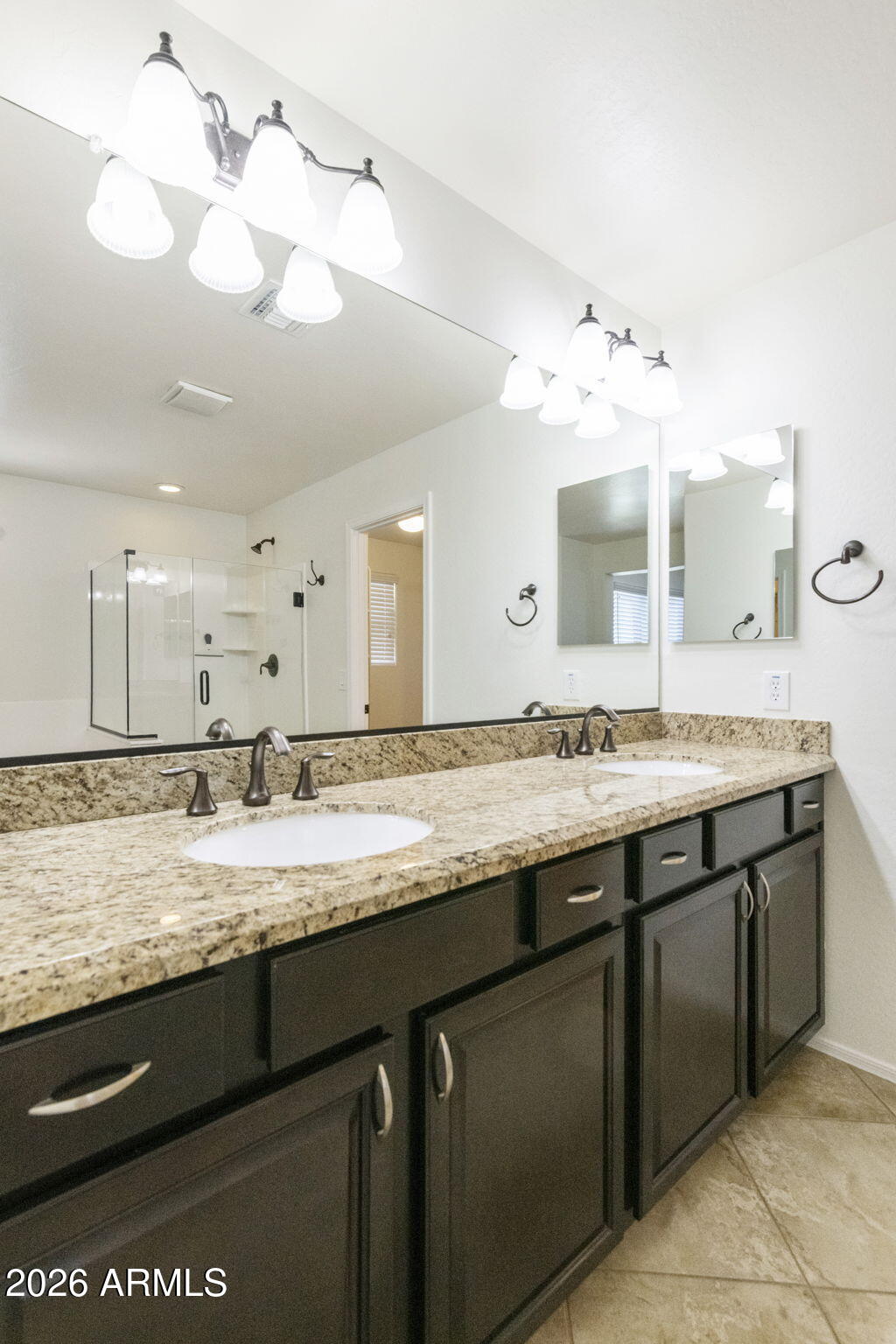 3328 East Roland Street Mesa, AZ 85213 - Photo 13 of 28