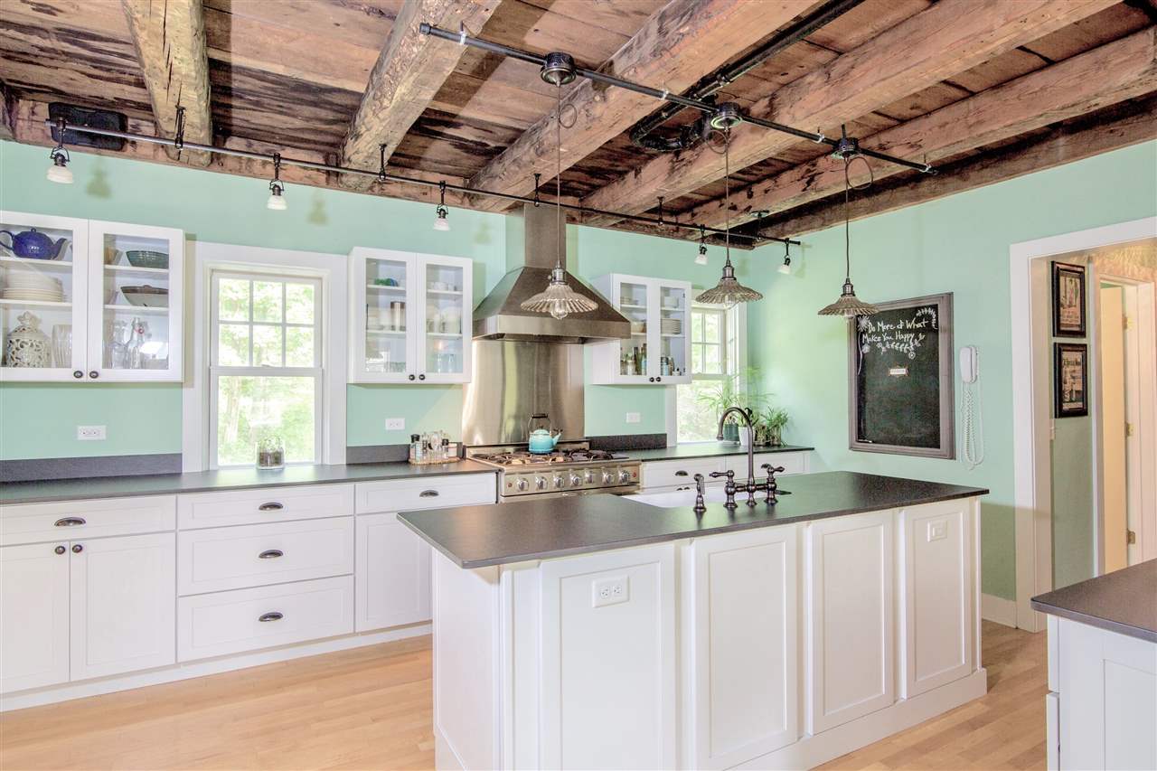2573 Trapp Hill Road Stowe, VT 05672 - Photo 6 of 40 Gallery Image 6
