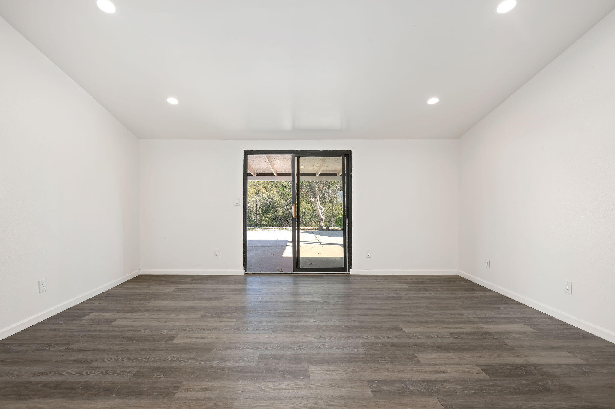 3578 Via Lato Lompoc, CA 93436 - Photo 9 of 26 07 - Living Room